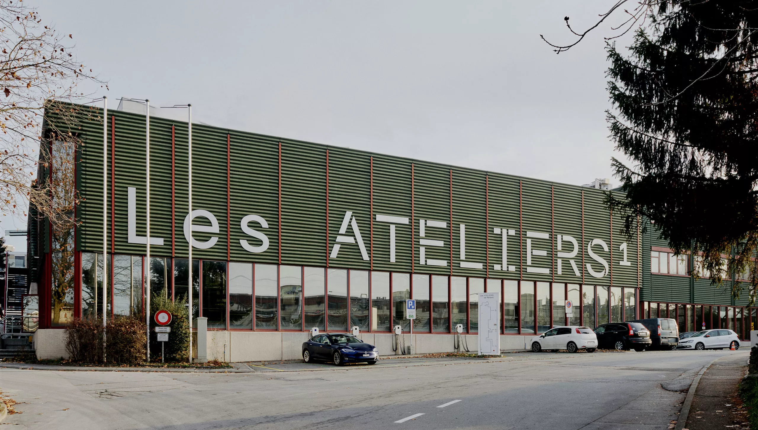 AtelierRenens_MatthieuCroizier_Bâtiment-extérieur_008